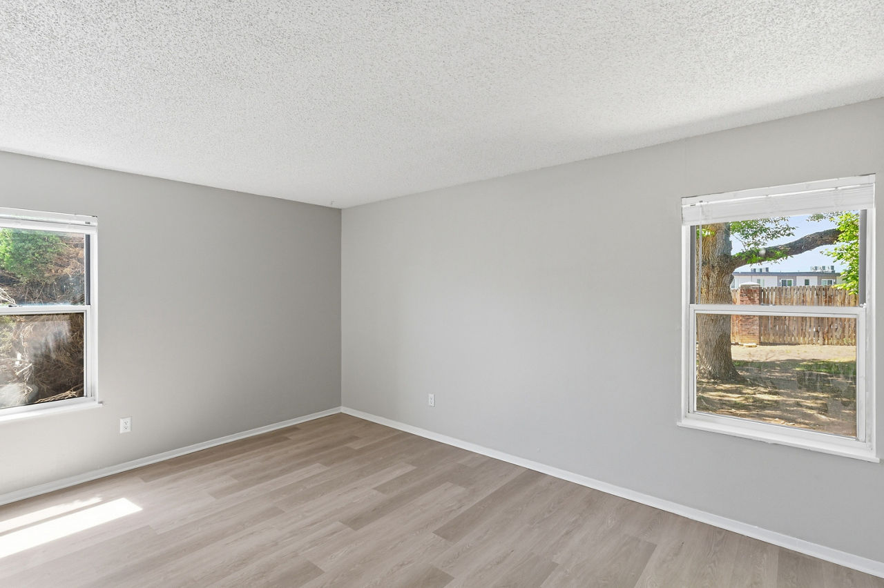 Avens Point - Thornton, CO - bedroom