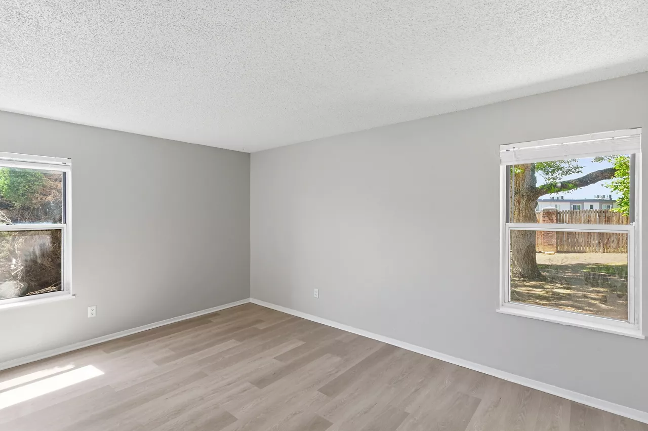 Avens Point - Thornton, CO - bedroom