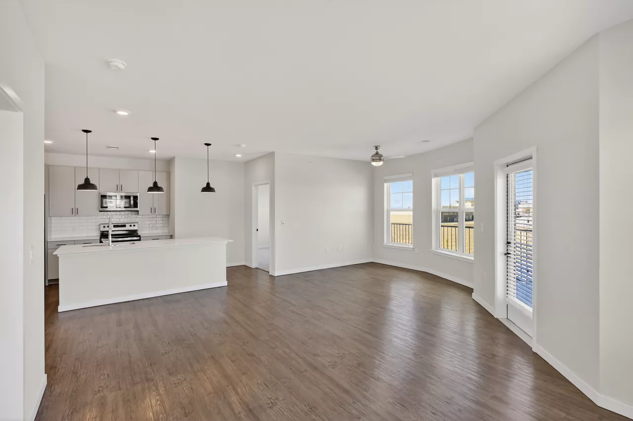Grant Row Lofts - Thornton, CO - Living Room