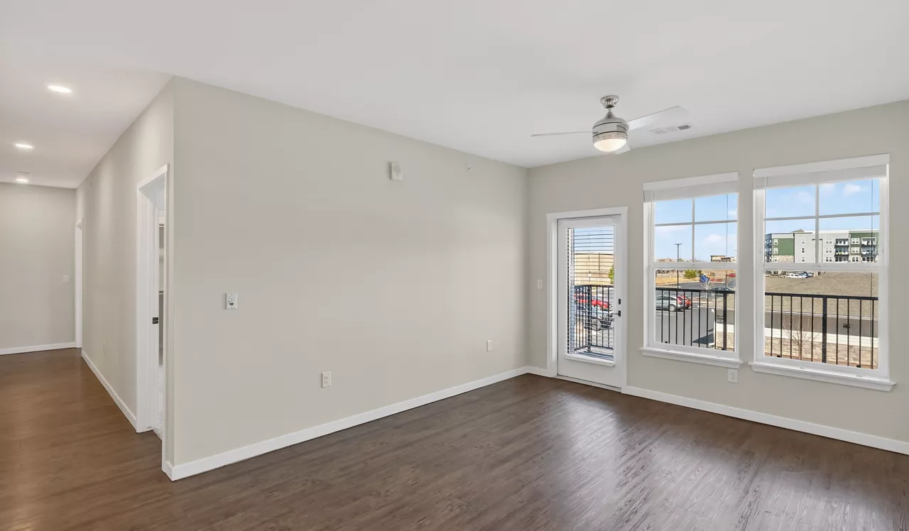Grant Row Lofts - Thornton, CO - Living Room