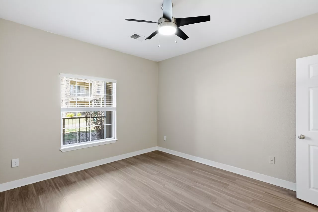 Grove at Cherry Creek Park - Centennial, CO - bedroom