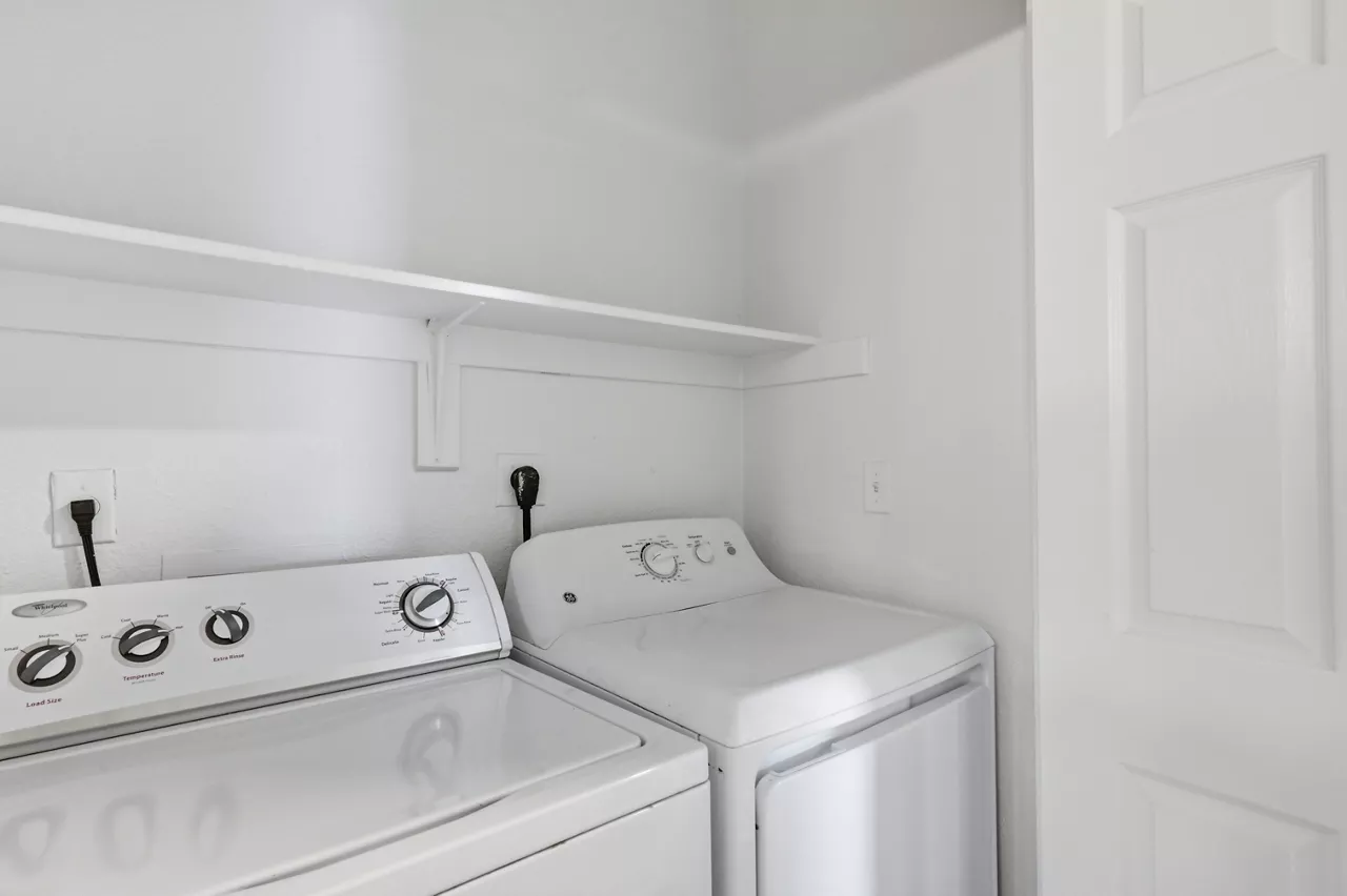 Grove at Cherry Creek Park - Centennial, CO - laundry