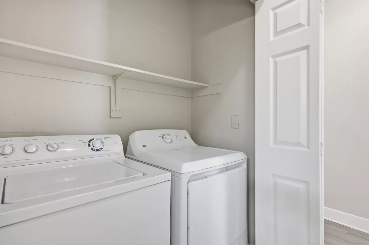 Grove at Cherry Creek Park - Centennial, CO - laundry