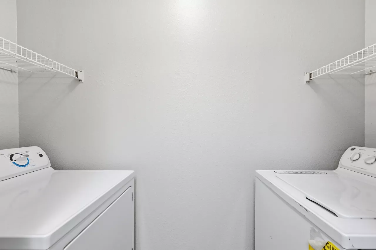 Haven 124 at Eastlake Station - Northglenn, CO - laundry