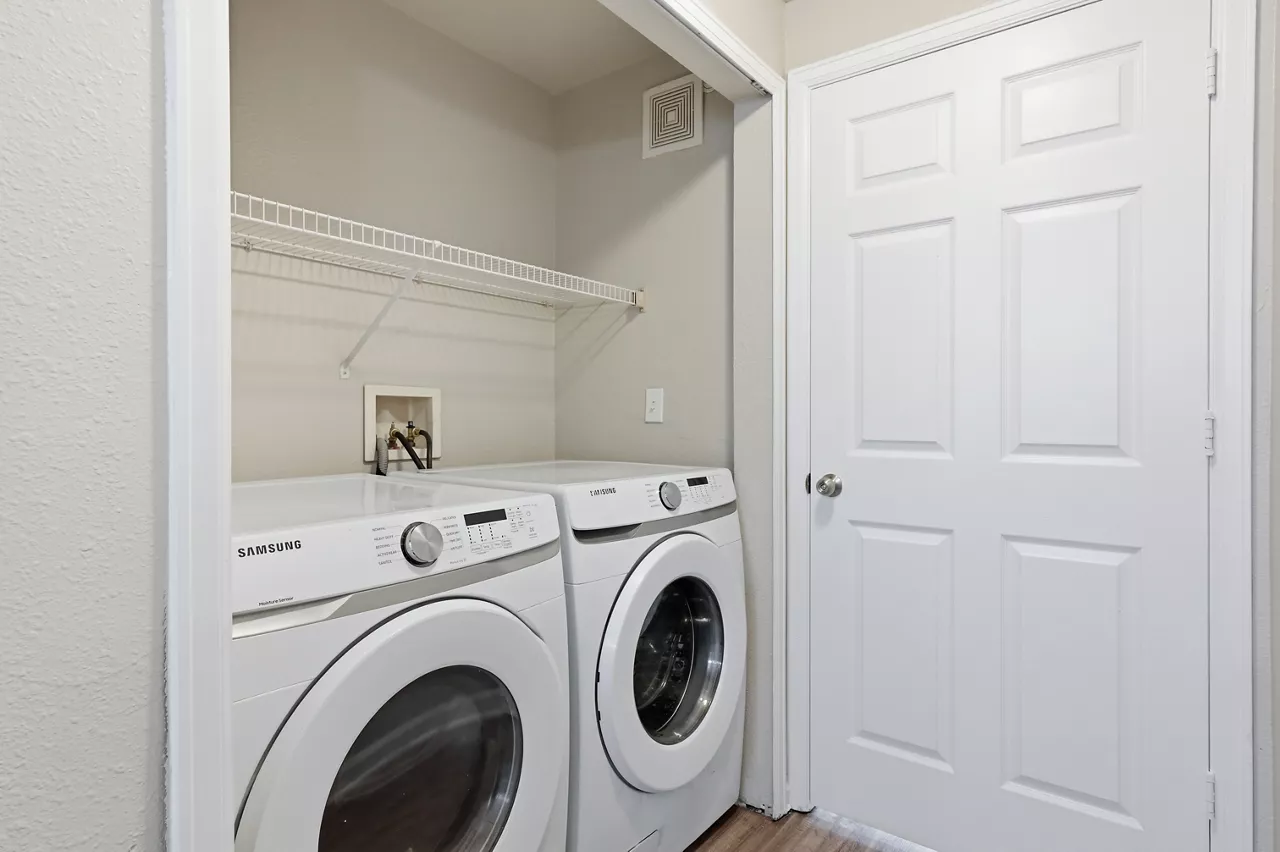 Haven 124 at Eastlake Station - Northglenn, CO - laundry