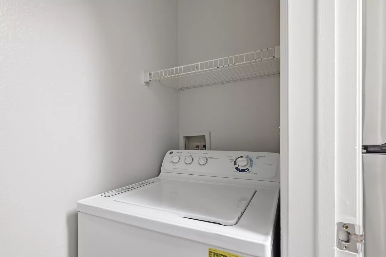 Haven 124 at Eastlake Station - Northglenn, CO - laundry