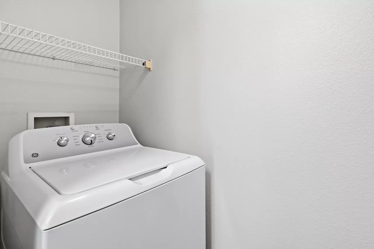 Haven 124 at Eastlake Station - Northglenn, CO - laundry
