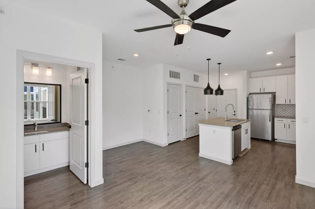 Lofts at Highlands - Longmont, CO - living room