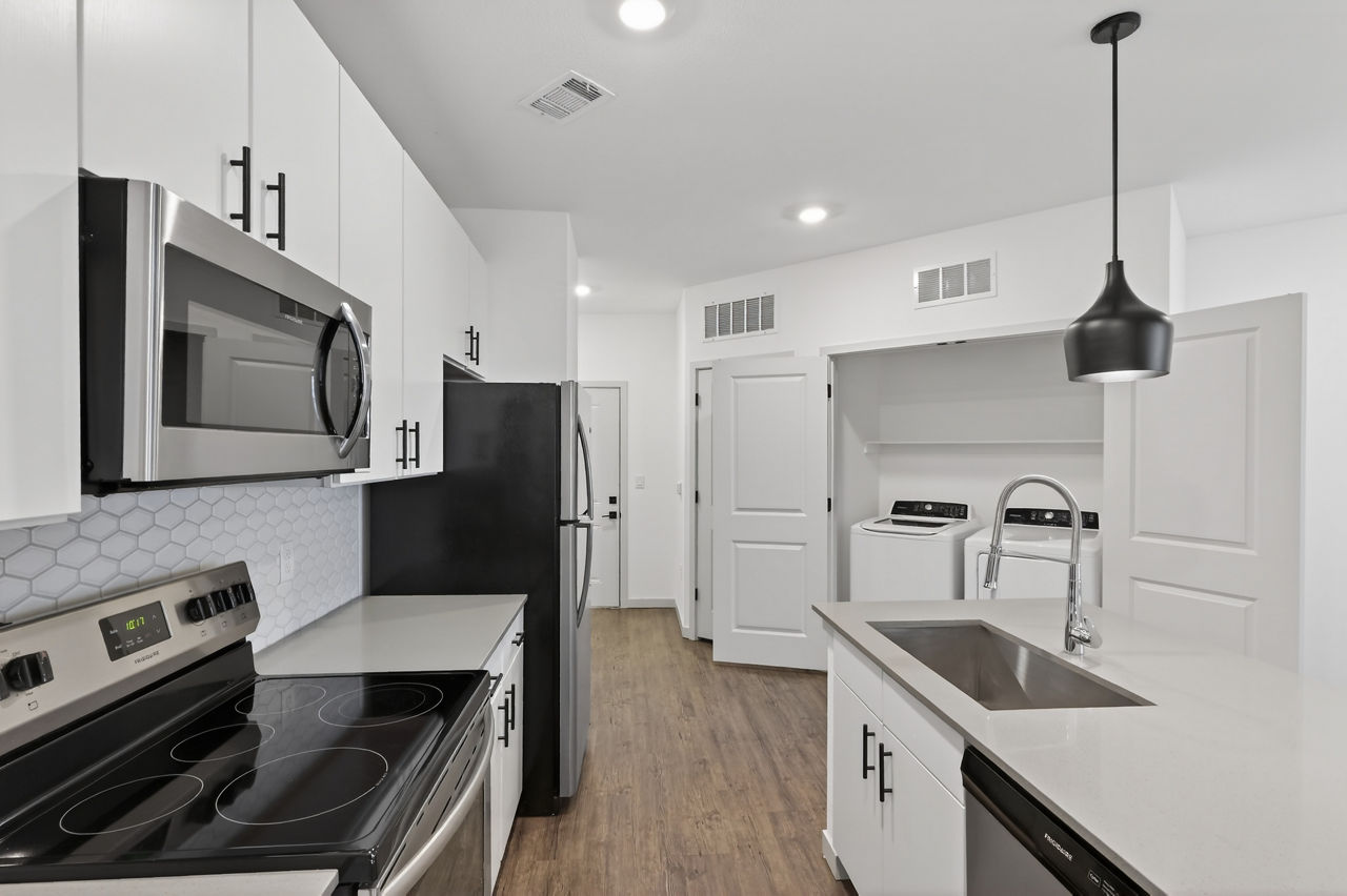 Lofts at Highlands - Longmont, CO - Kitchen