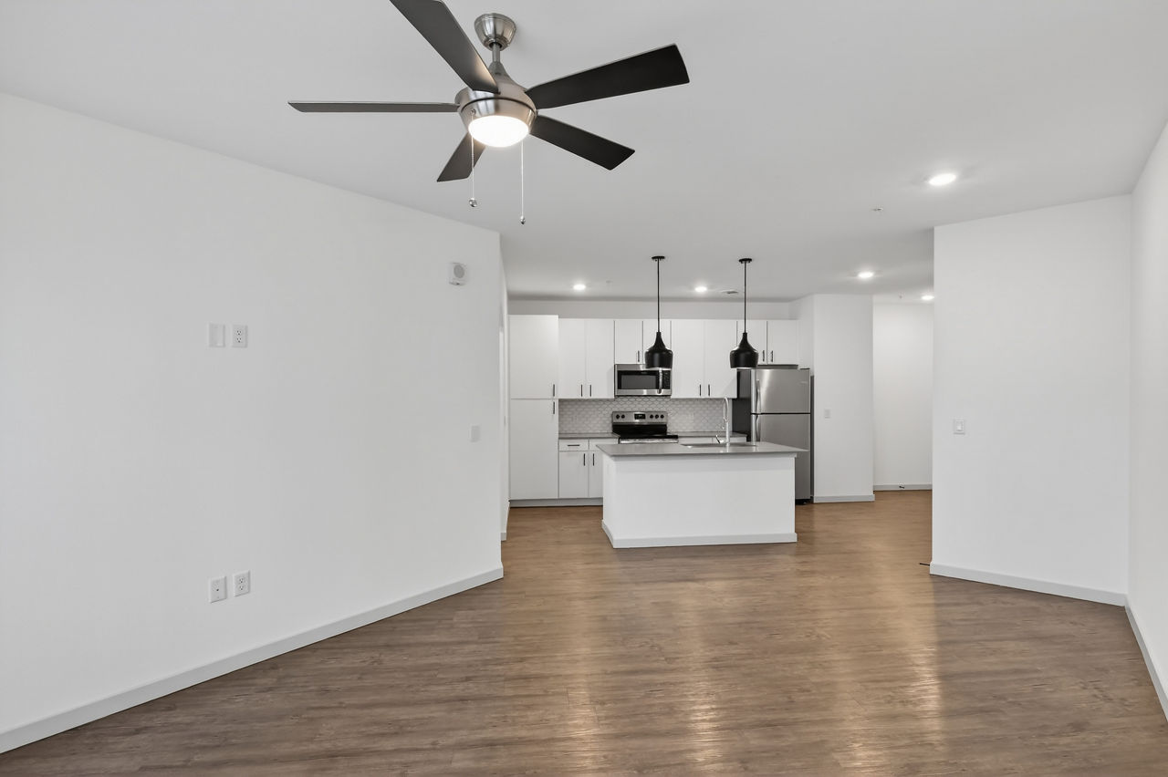 Lofts at Highlands - Longmont, CO - living room