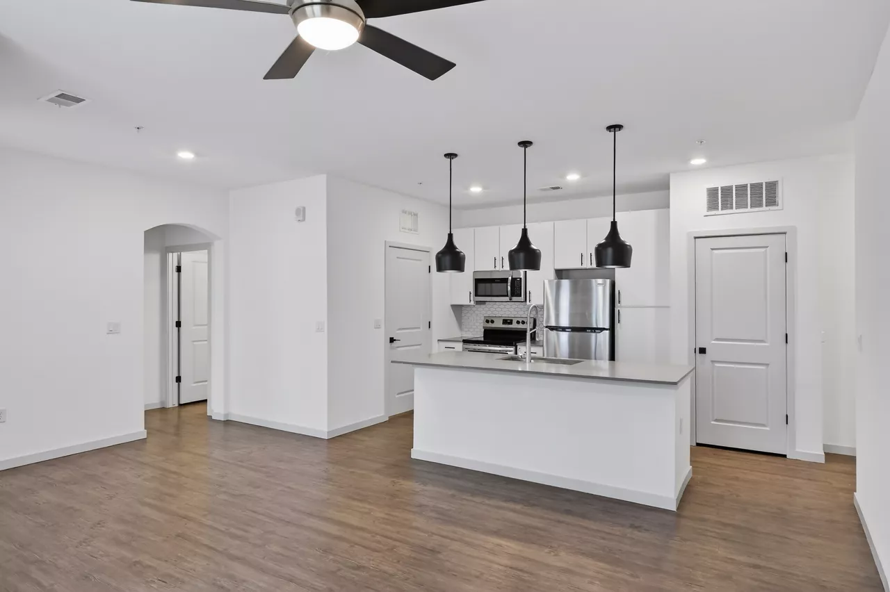 Lofts at Highlands - Longmont, CO - living room