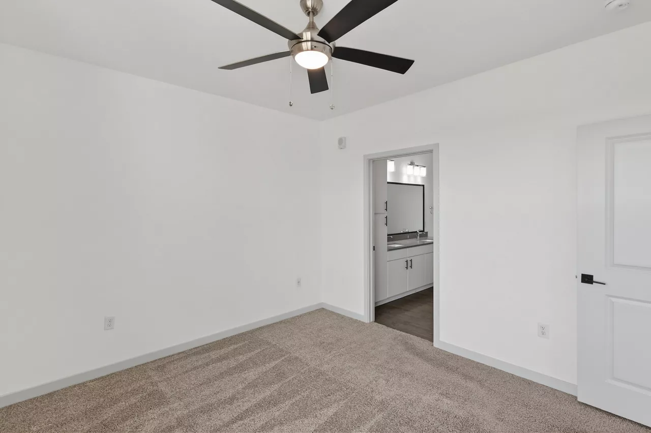Lofts at Highlands - Longmont, CO - bedroom
