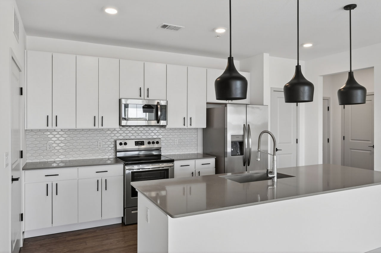 Lofts at Highlands - Longmont, CO - Kitchen