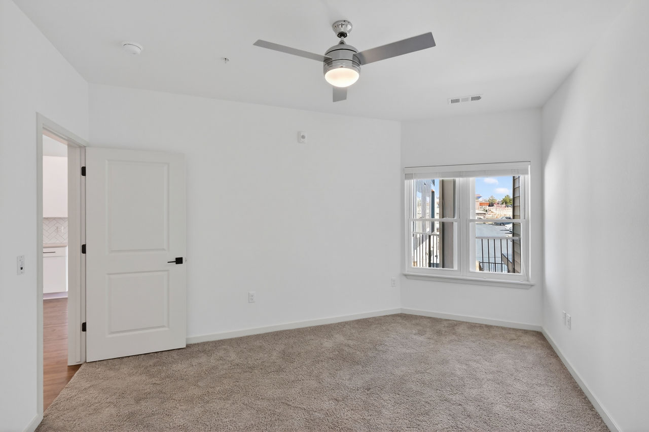 Pine and Parker - Parker, CO - bedroom