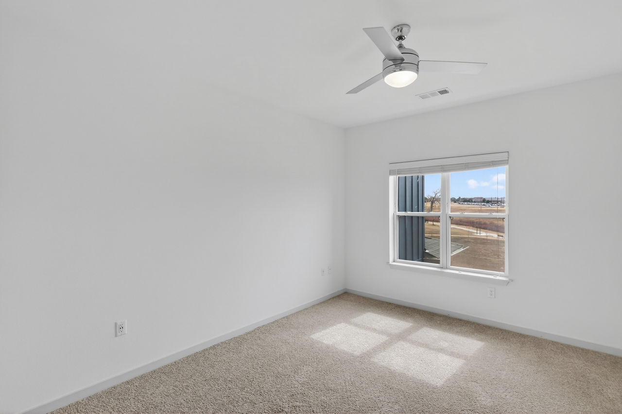 Pine and Parker - Parker, CO - bedroom