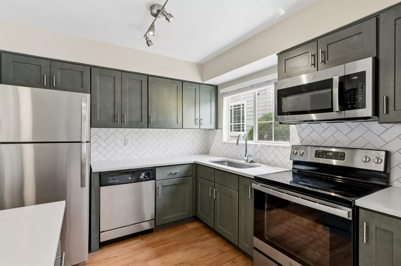 Township Residences - Centennial, CO - Kitchen