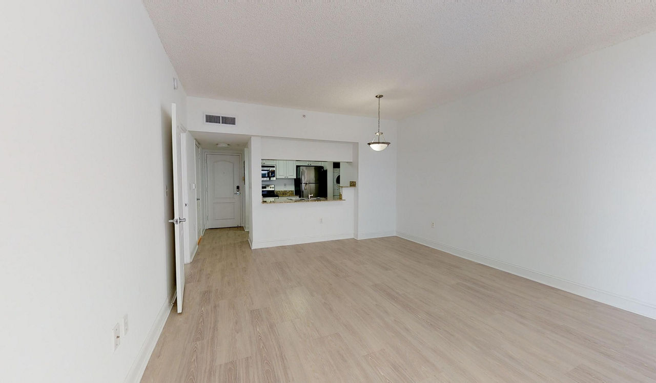 Bay Parc - Miami, FL - Living Room