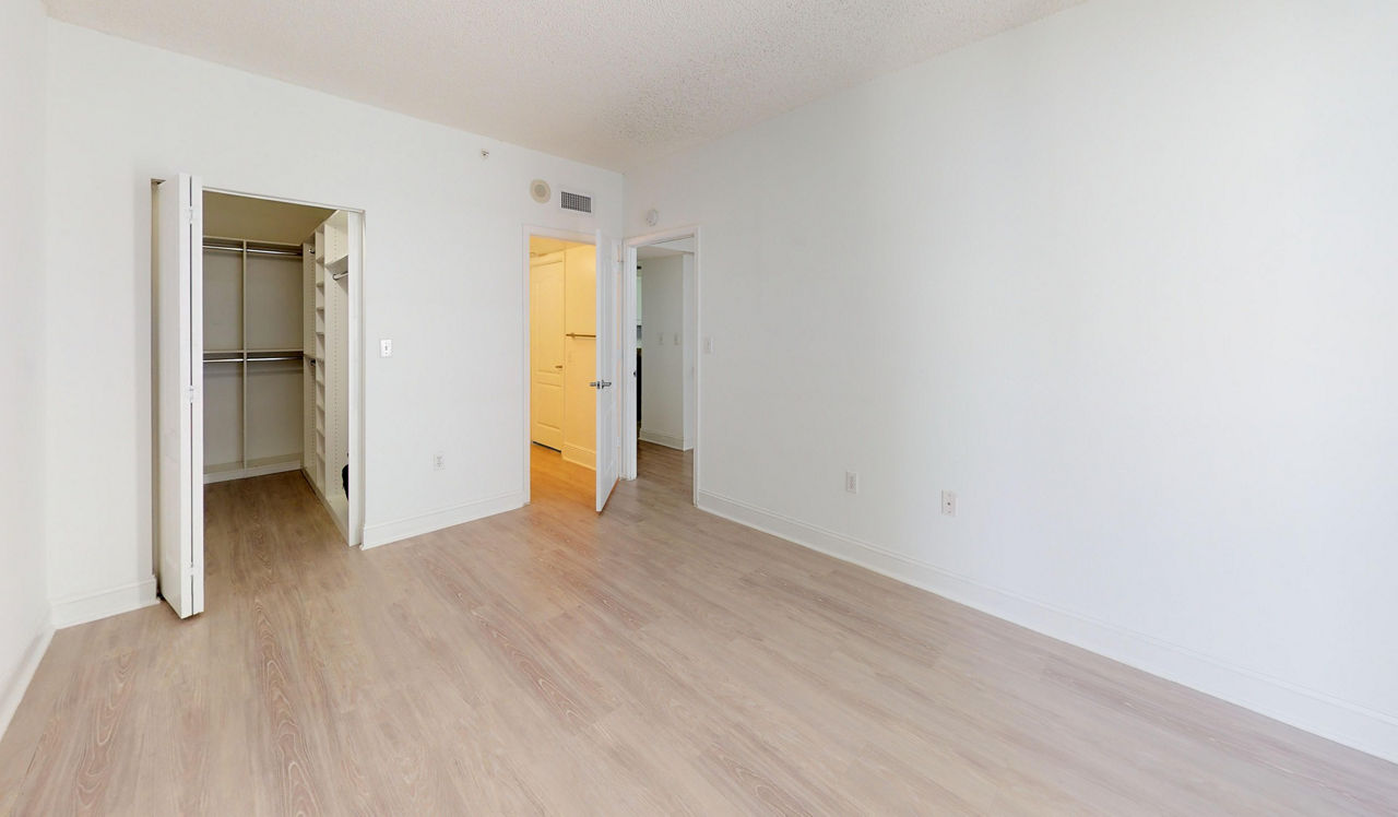 Bay Parc - Miami, FL - Bedroom