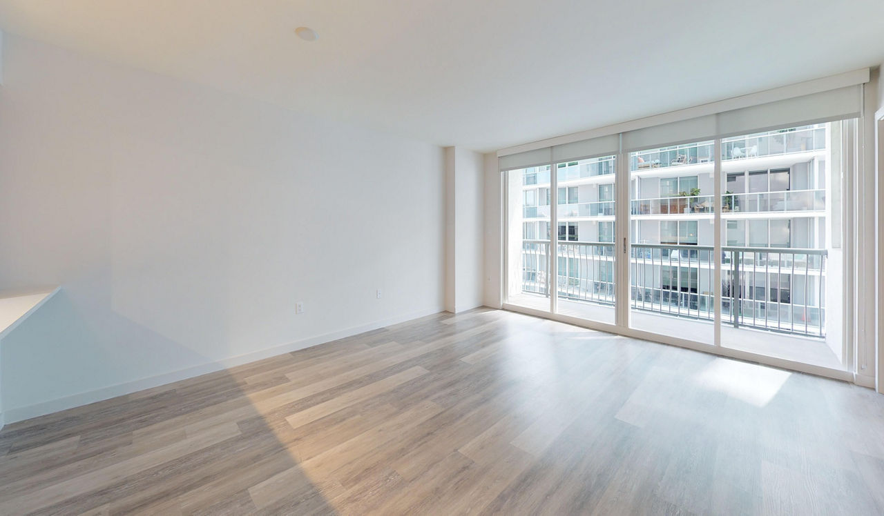 Bay Parc - Miami, FL - Living Room