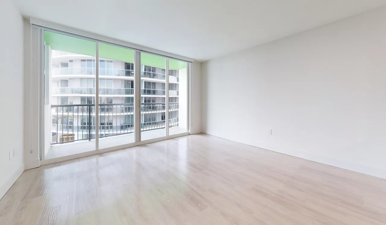 Bay Parc - Miami, FL - Living Room