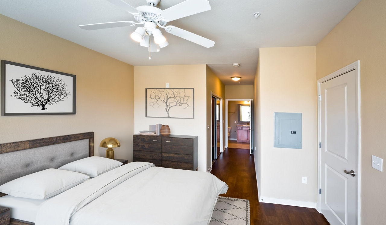 21 Fitzsimons - Aurora, CO - Bedroom