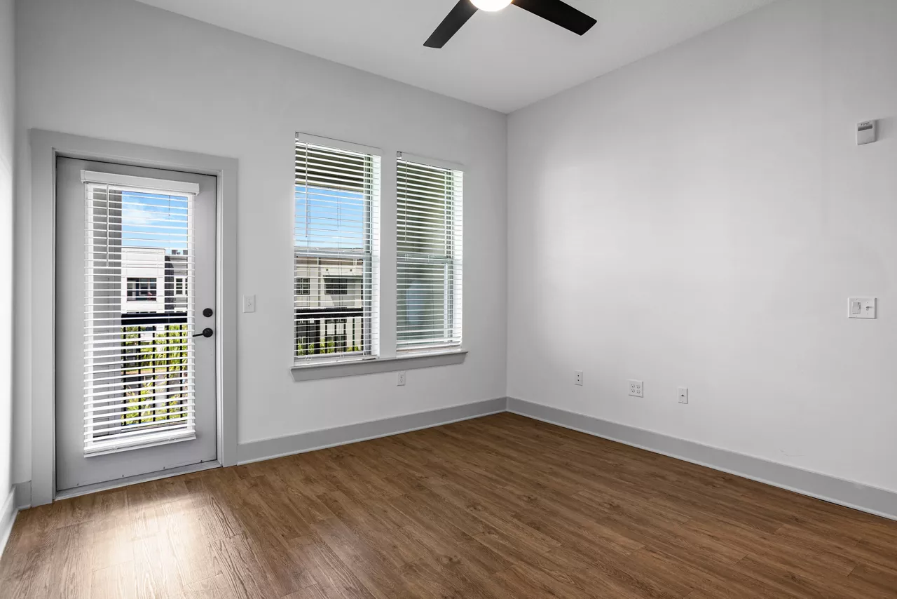 The Menlo - Jacksonville, FL - Living Room