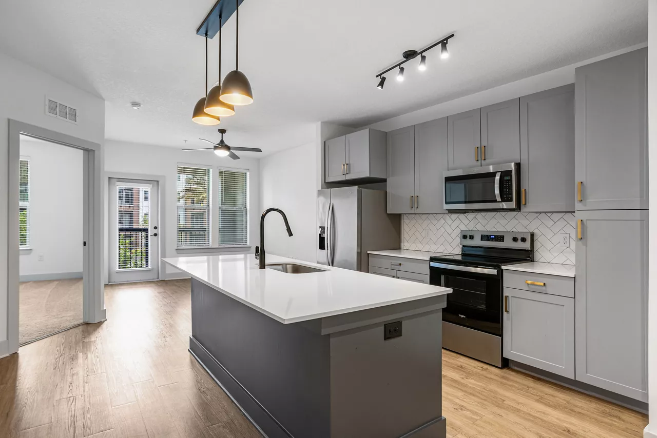 The Menlo - Jacksonville, FL - Kitchen