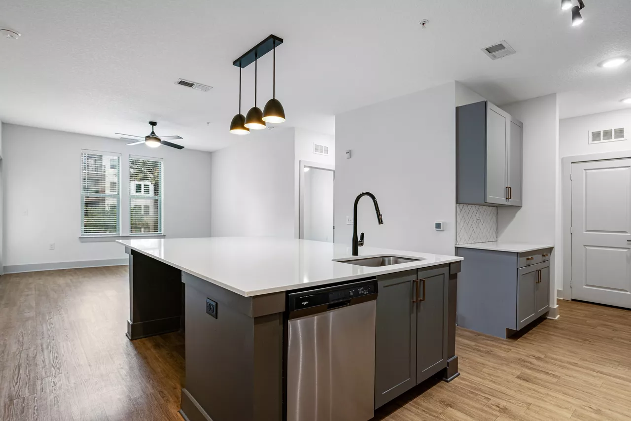 The Menlo - Jacksonville, FL - Kitchen