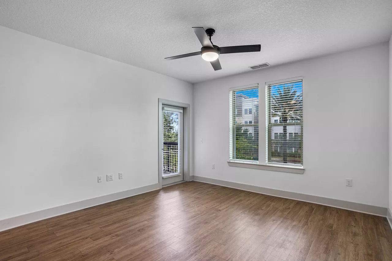 The Menlo - Jacksonville, FL - Living Room