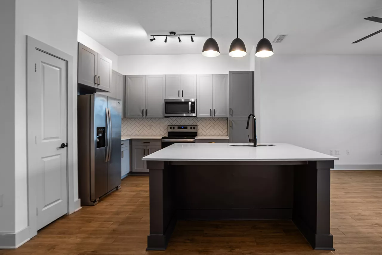 The Menlo - Jacksonville, FL - Kitchen