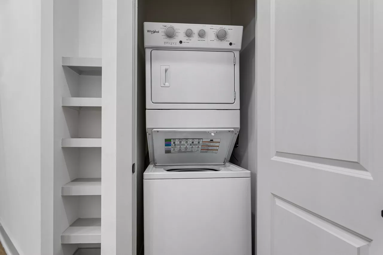 The Menlo - Jacksonville, FL - In-unit Washer and Dryer