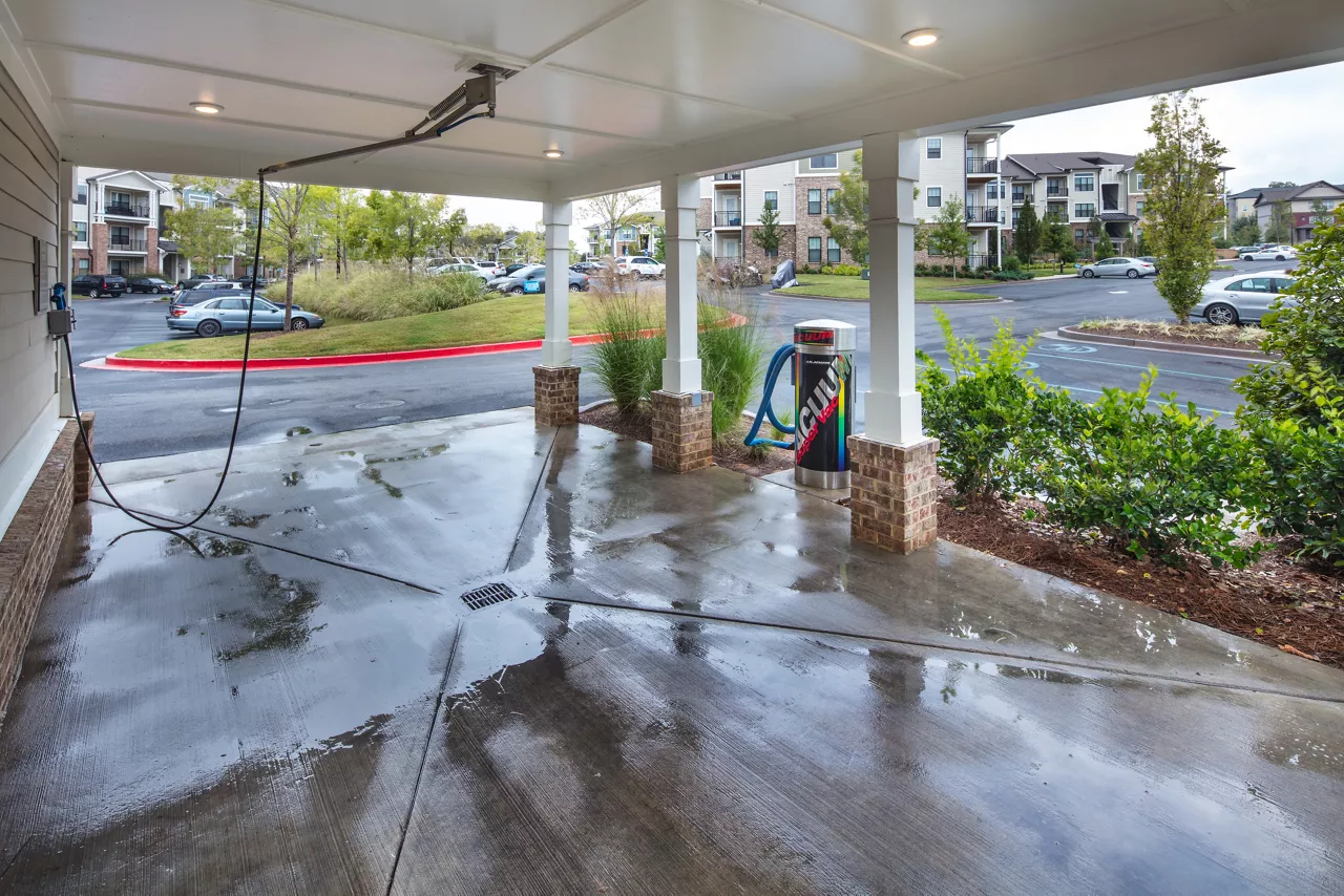 Aldridge at Town Village in Atlanta, GA - Car Wash