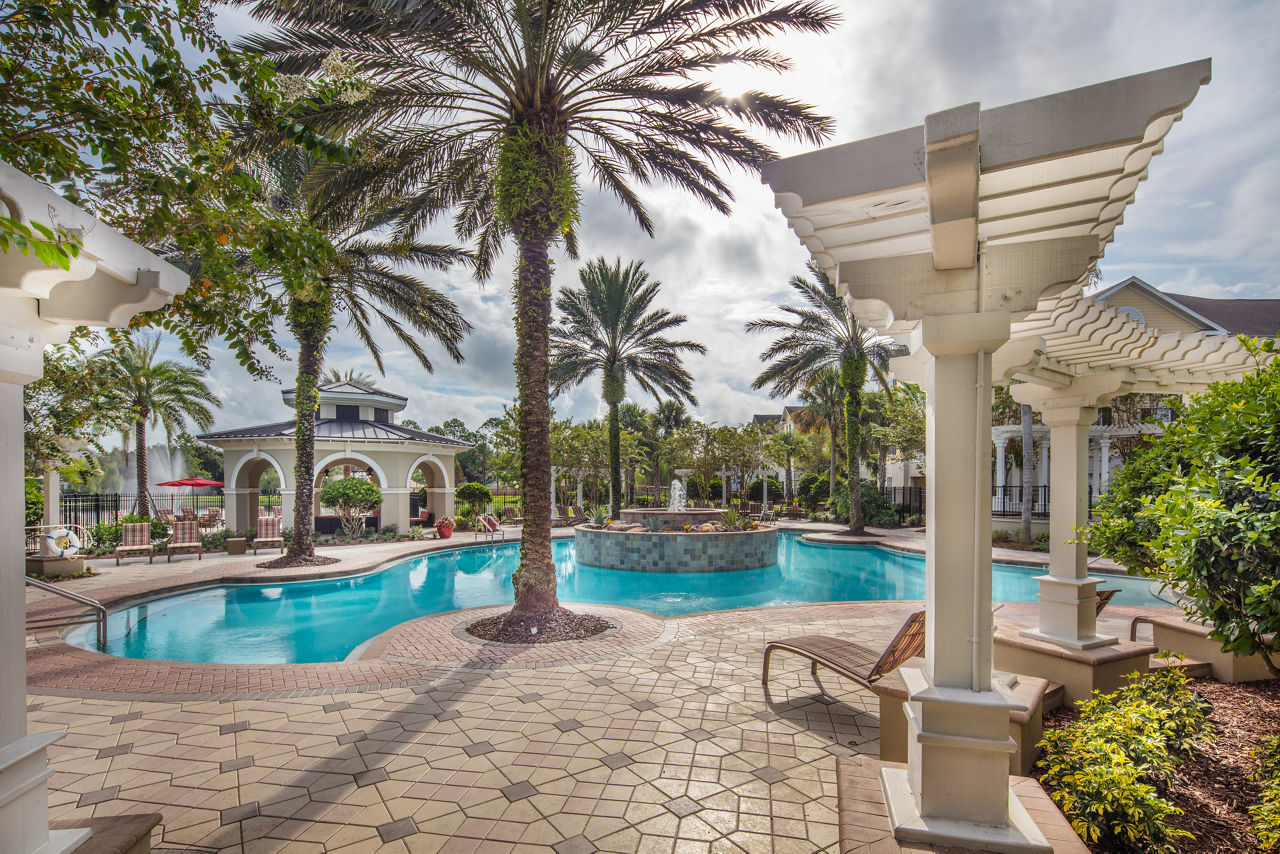 Pool at Village at Baldwin Park (1 of 4)