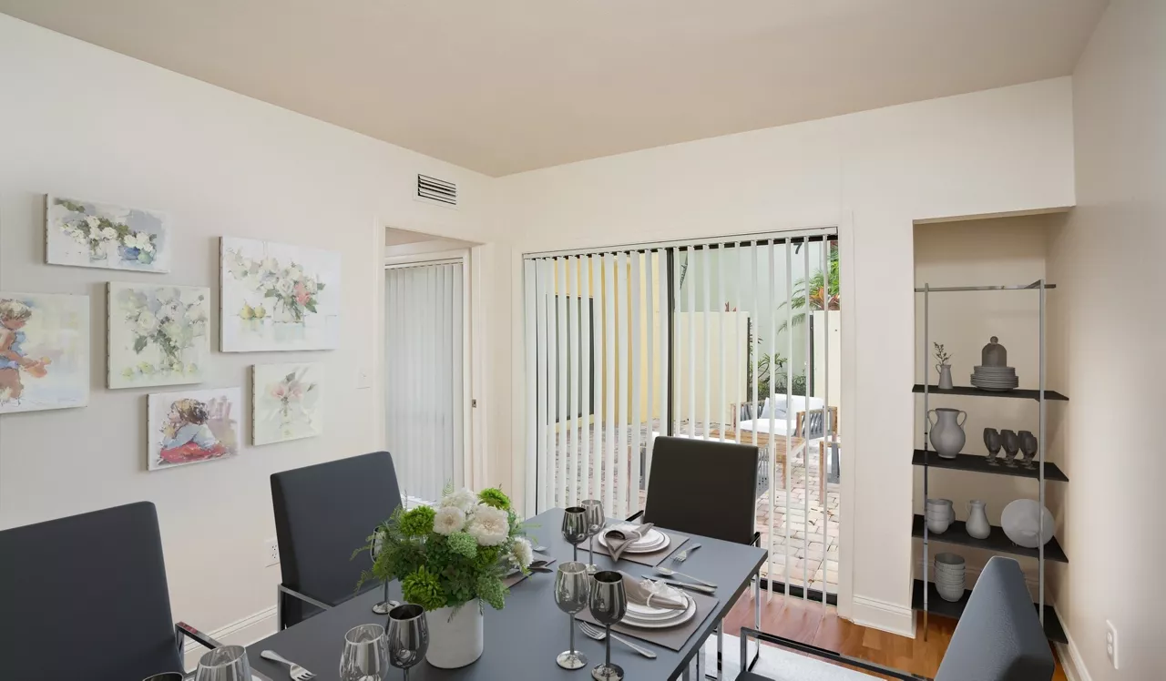 Four Quarters Apartments - Miami, FL - Dining Room