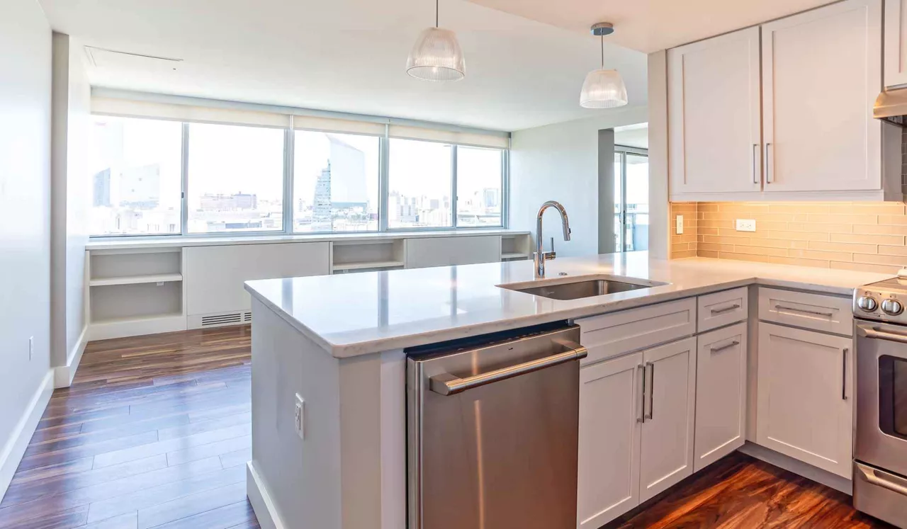 Park Towne Place Premier - Philadelphia, PA  - Kitchen