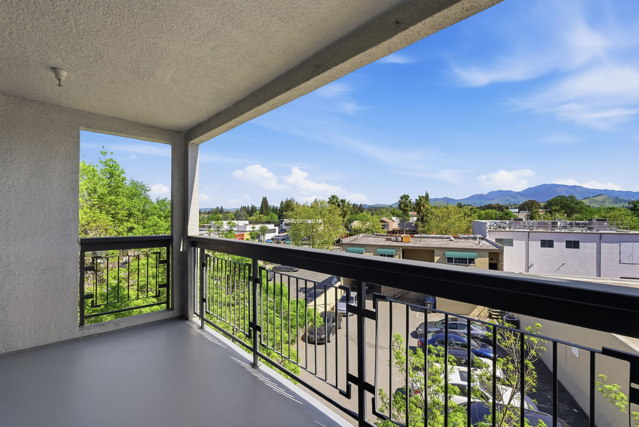 15Fifty5 - Walnut Creek, CA - balcony