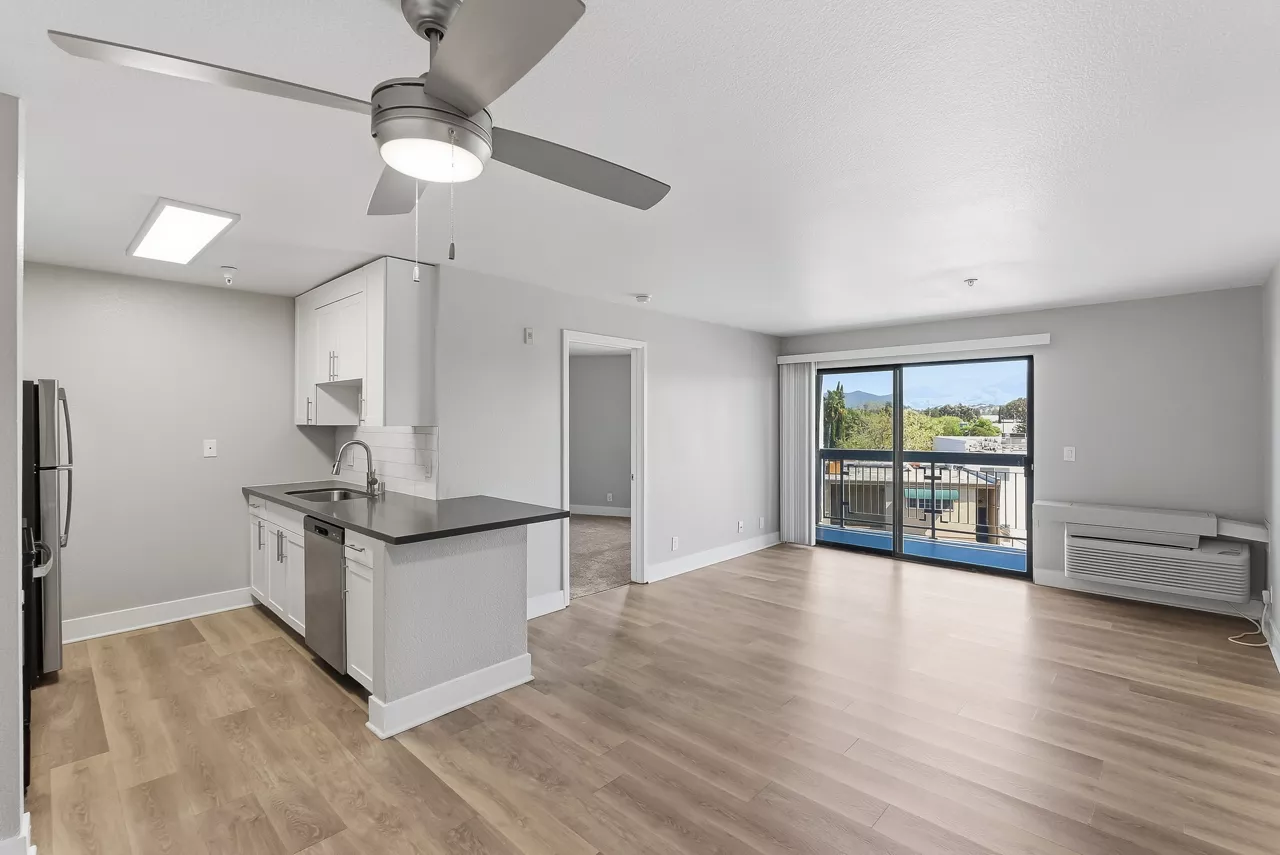 15Fifty5 - Walnut Creek, CA - living room