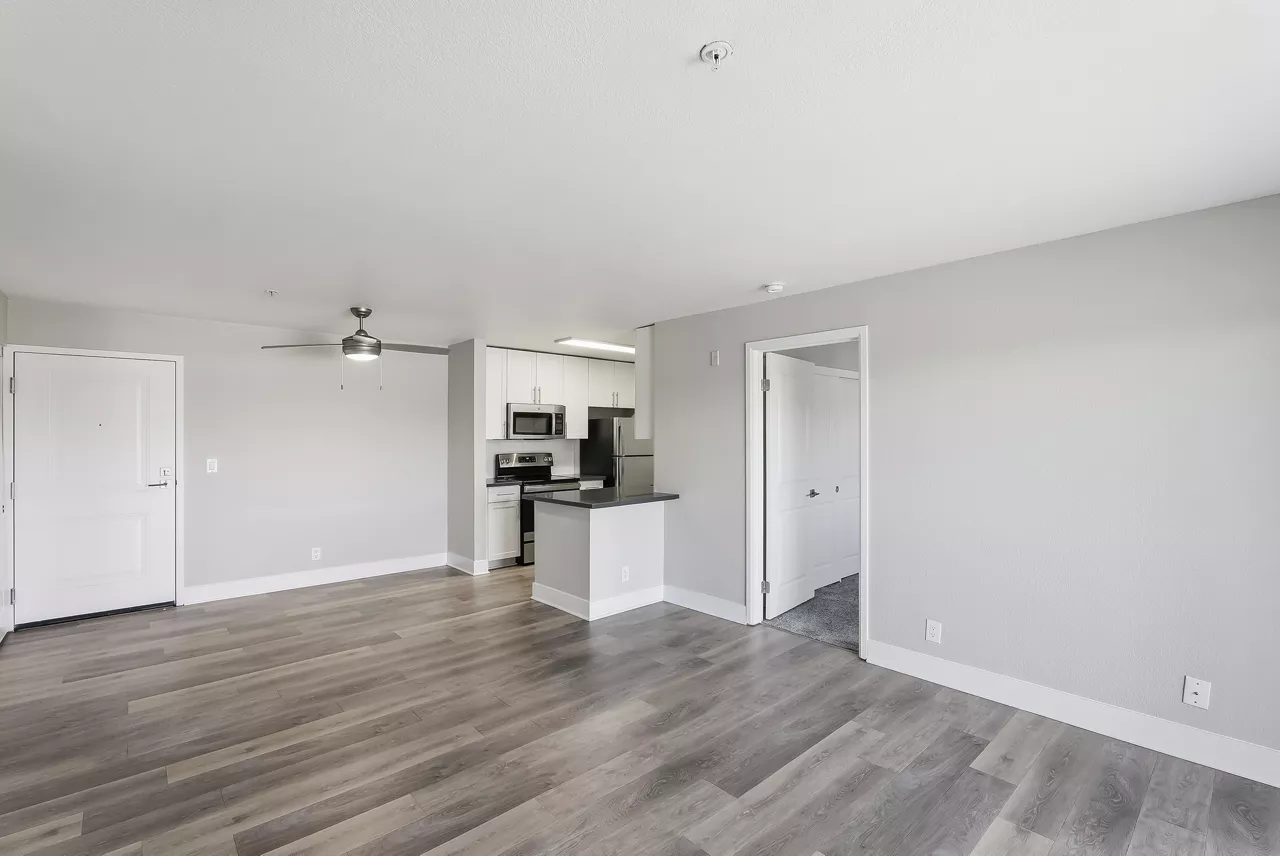 15Fifty5 - Walnut Creek, CA - living room
