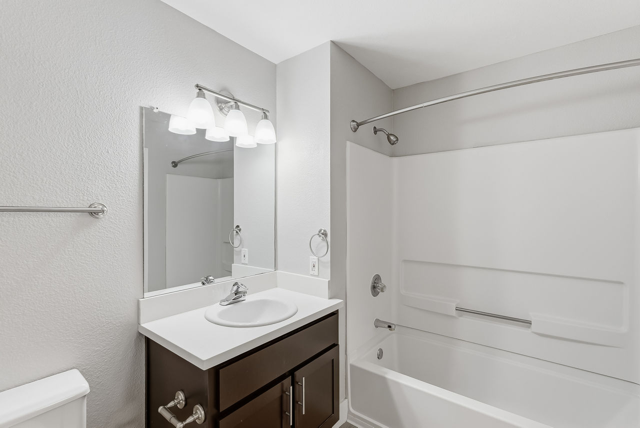 15Fifty5 - Walnut Creek, CA - bathroom