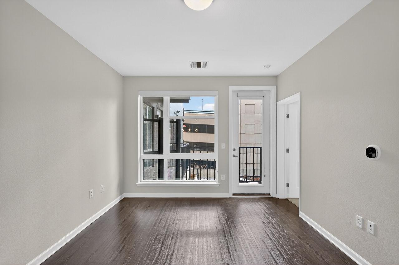 20th Street Station - Denver, CO - Living Room