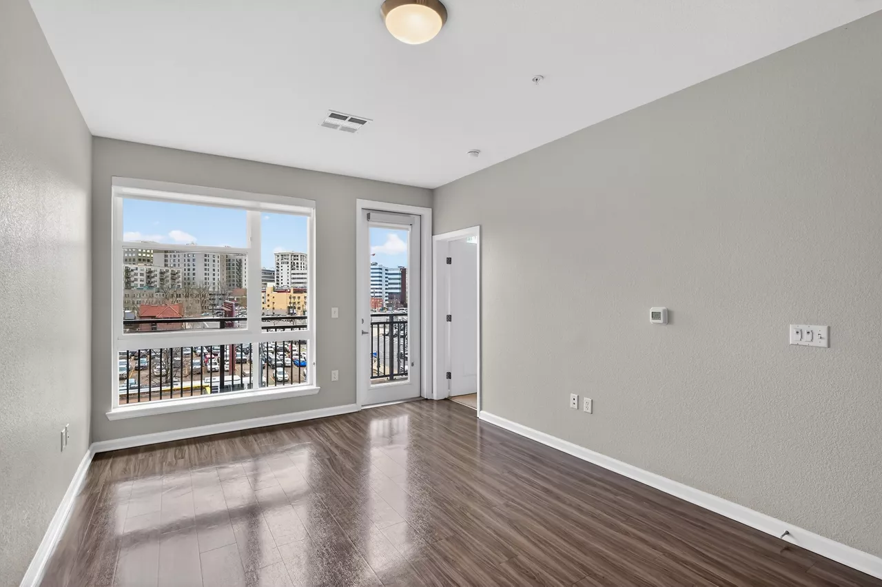 20th Street Station - Denver, CO - living room