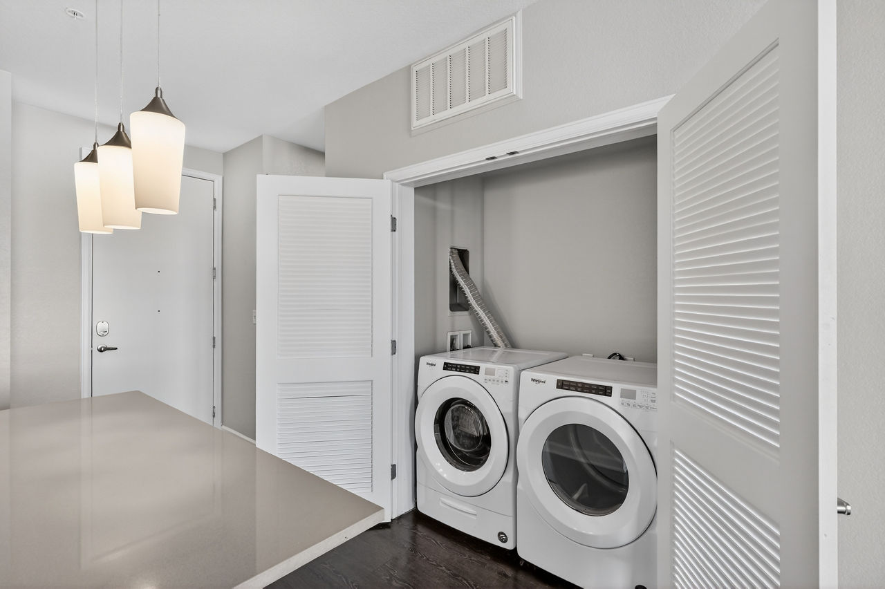 20th Street Station - Denver, CO - laundry