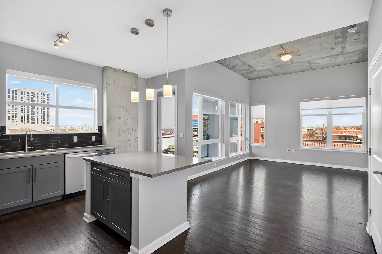 20th Street Station - Denver, CO - kitchen
