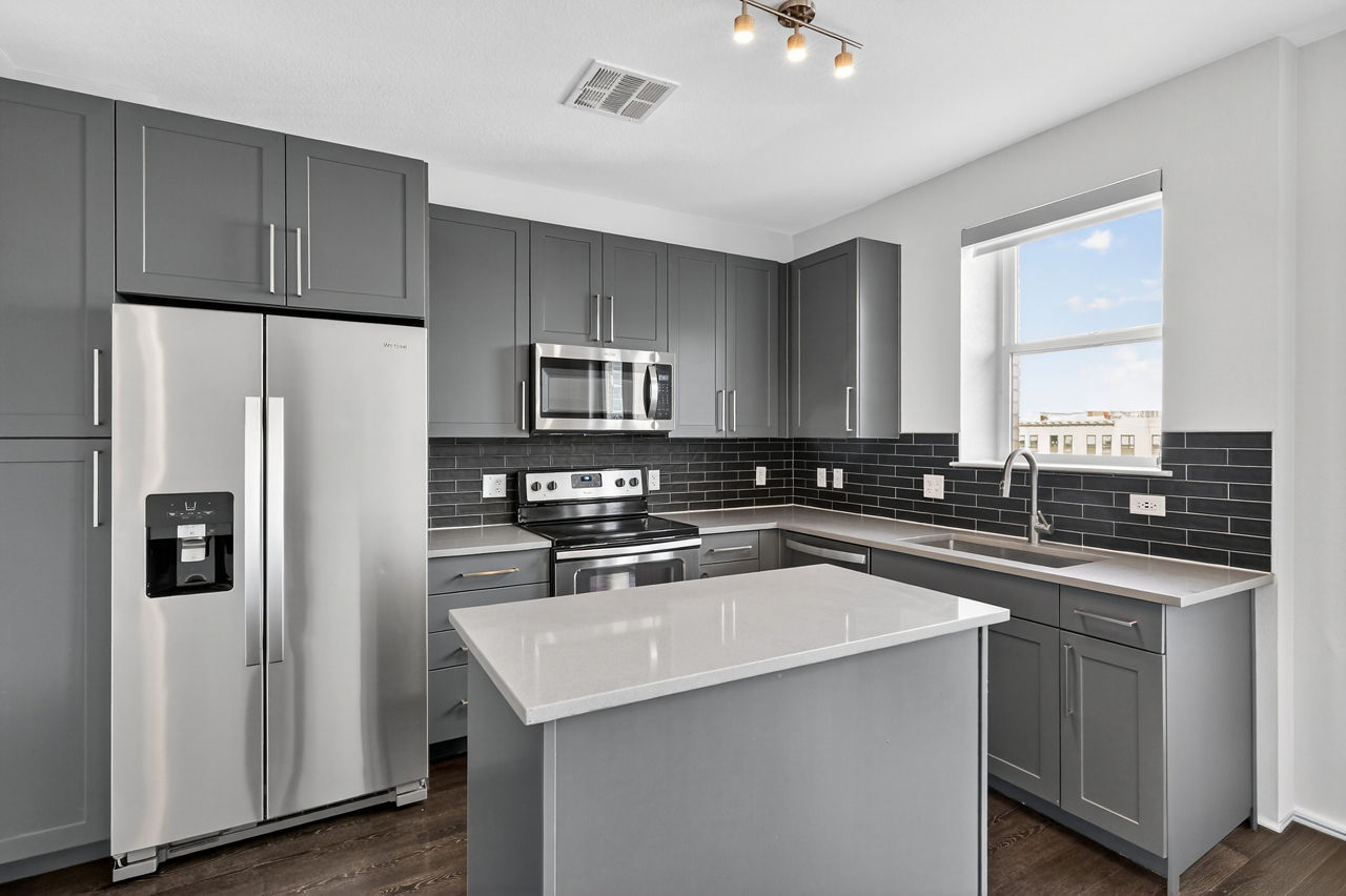 20th Street Station - Denver, CO - kitchen