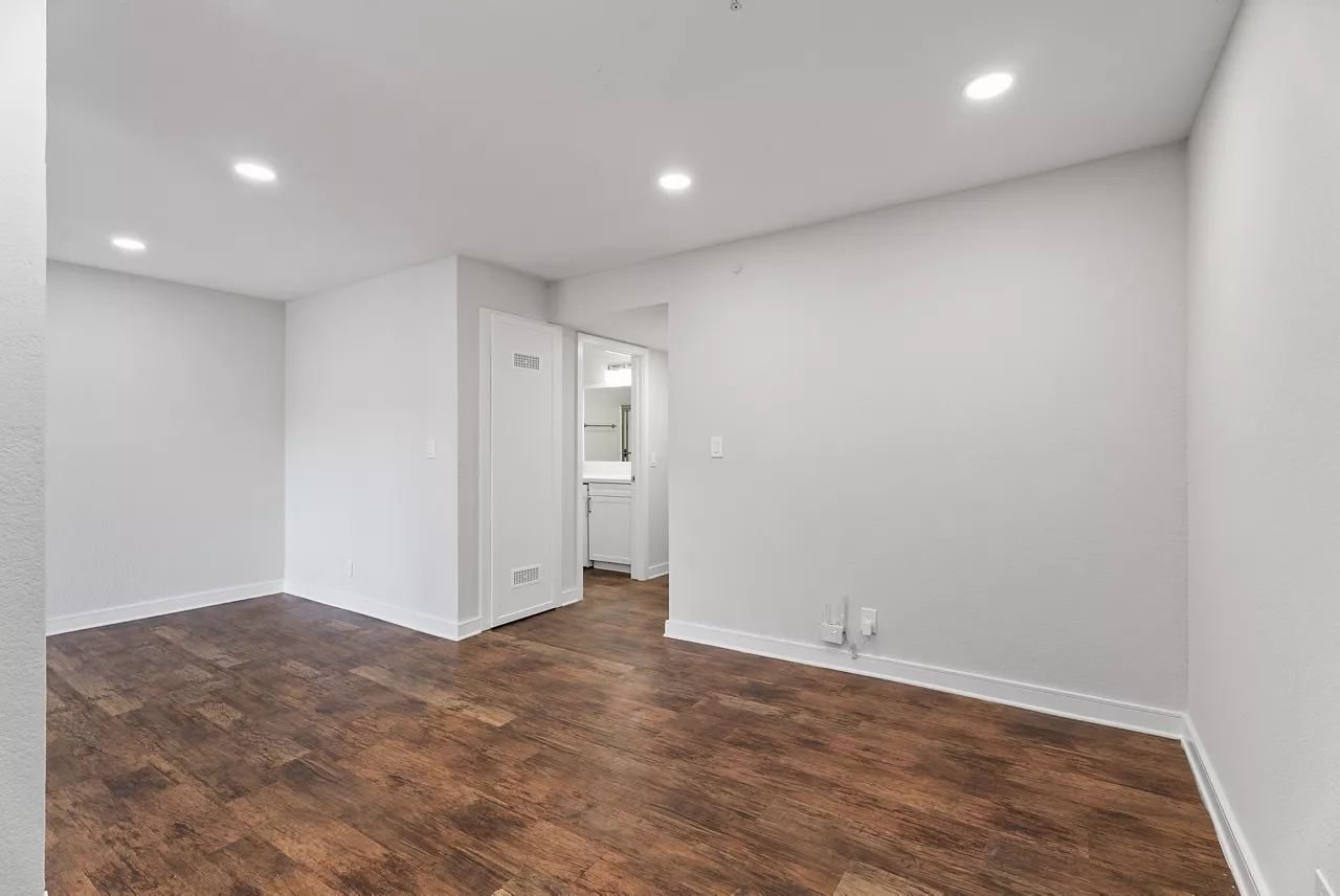 3400 Avenue of the Arts - Costa Mesa, CA - Living Area