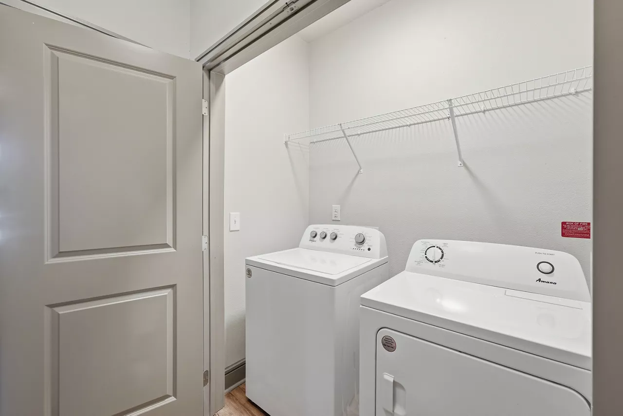Adara Alexander Place in Raleigh, NC - Laundry