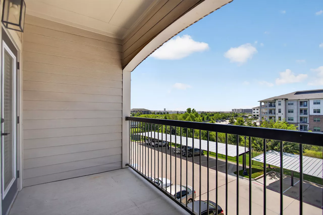 Alleia at Presidio - Fort Worth, TX - Balcony