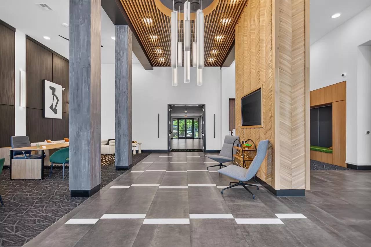 Alleia at Presidio - Lobby
