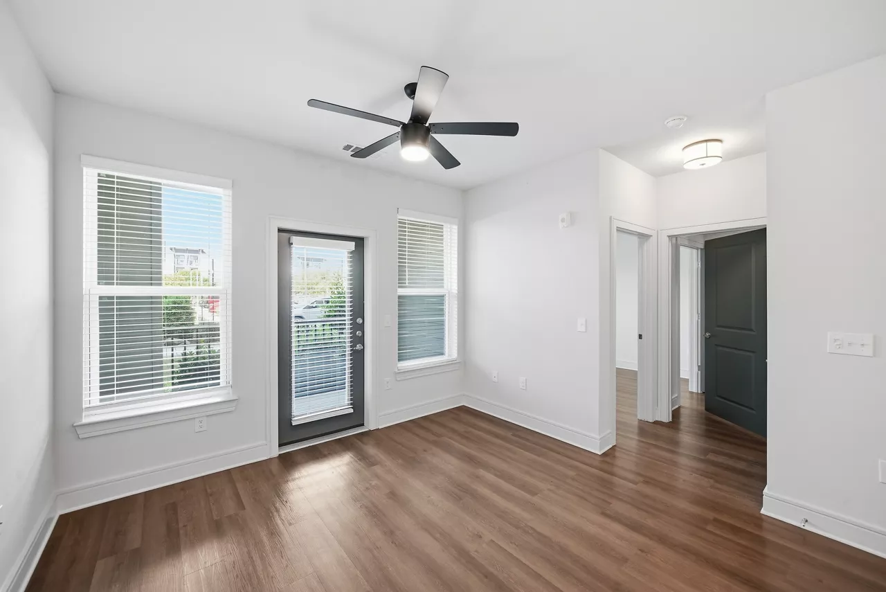 Brea Wendell Falls - Wendell, NC - Living Room
