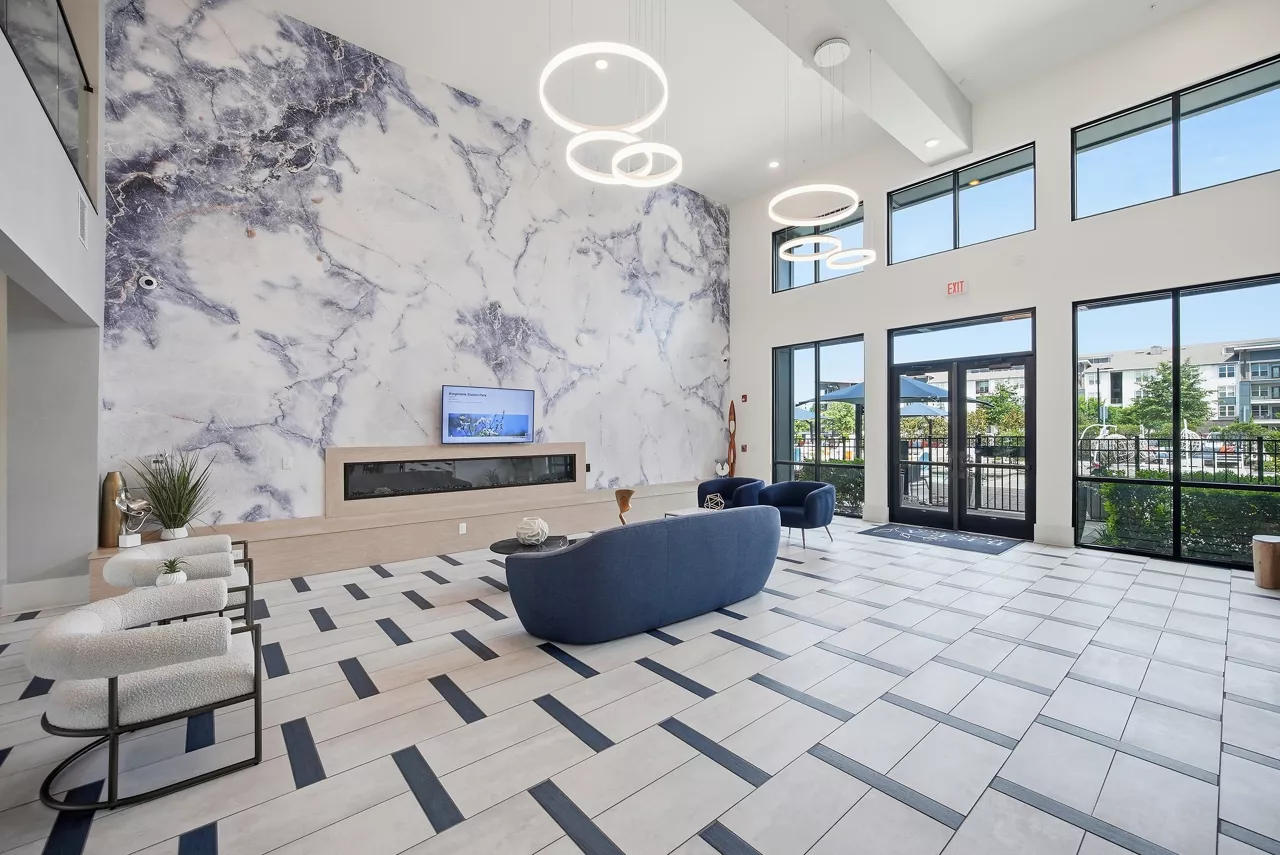 Brea Wendell Falls - Clubhouse